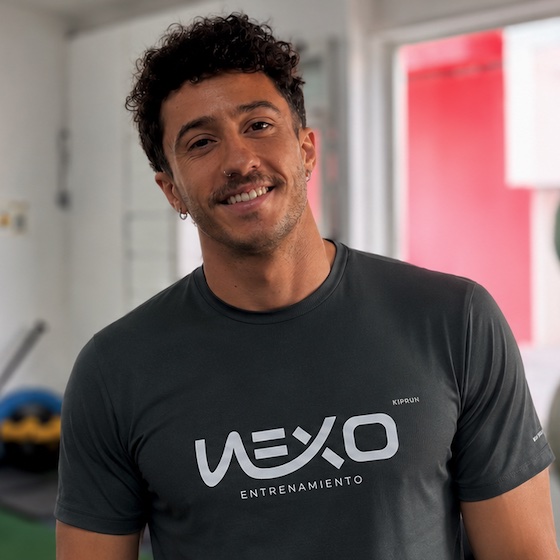 Edu, entrenador en NEXO